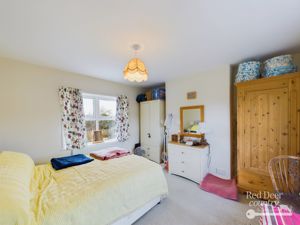 Bedroom 2- click for photo gallery